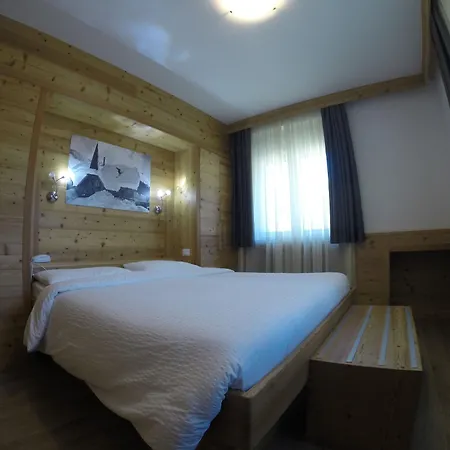 Hotel Garni Arnica ***S Hotel