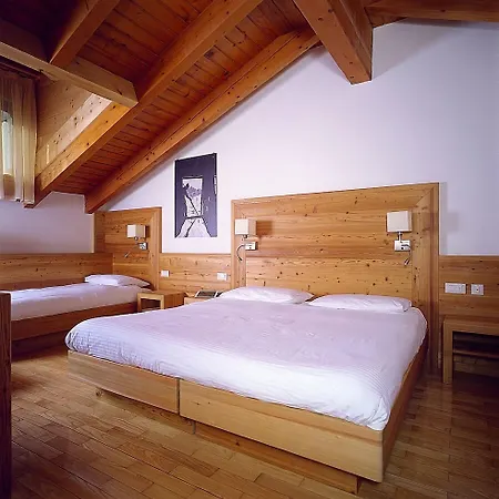 Hotel Garni Arnica ***S 3* Madonna di Campiglio